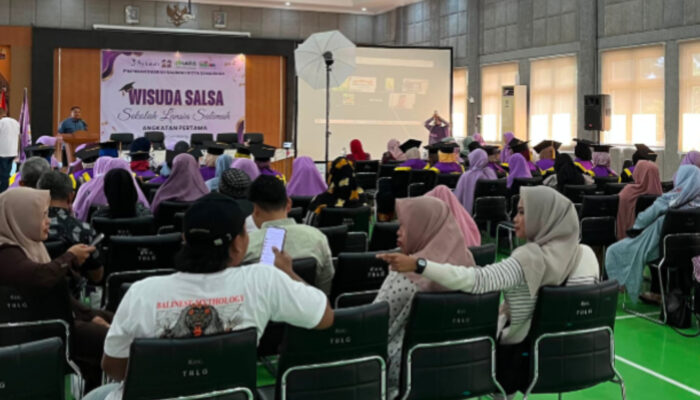 Sekolah Lansia Salimah Semarang Luluskan 22 Wisudawati, Pemkot Dorong Pendidikan Sepanjang Hayat
