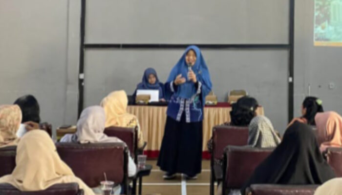 Jaga Kesehatan Mental Keluarga, Fakultas Psikologi USM Gelar Psikoedukasi di Lamper Lor Semarang