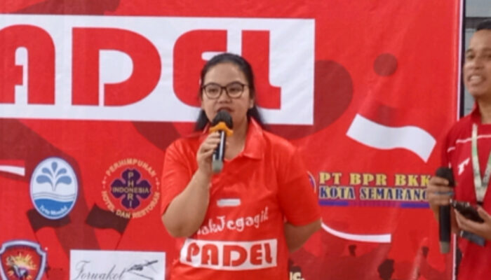 Tak Sekadar Olahraga, Mak Jegagik Padel Salurkan 250 Paket Sembako untuk Yatim Piatu