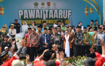 Dari Lambaian Tangan hingga Senyum Warga, Pawai Ta’aruf MTQ Nasional XXXI Penuh Kehangatan