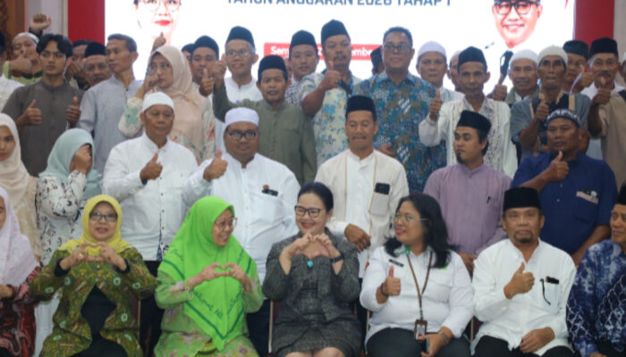 108 Warga Semarang Berangkat Perjalanan Keagamaan, Wali Kota Titip Doa dan Pesan