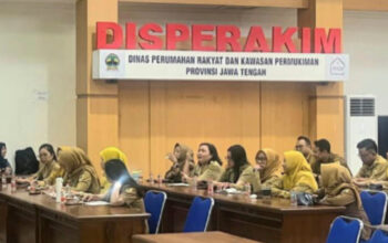Tingkatkan Kompetensi Bahasa Inggris, USM LCC Latih Pegawai Disperakim Jateng